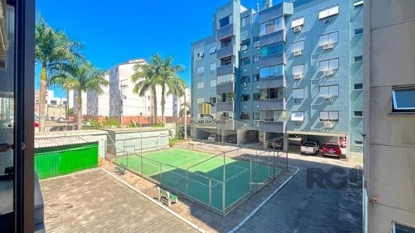 Apartamento 83m² - 3 dormitórios, 1 suíte, sacada e 1 vaga de garagem no bairro Camaquã