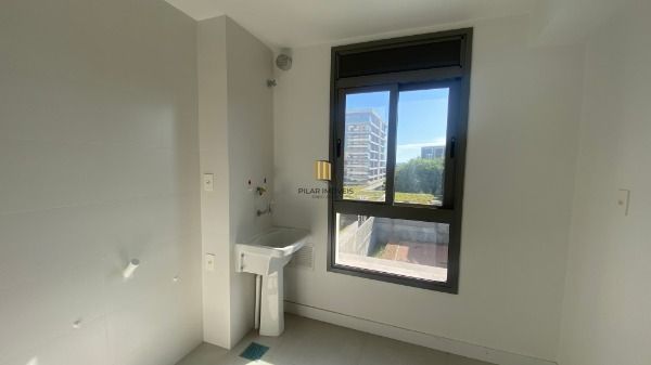 Apartamento para Venda - 149.32m², 3 dormitórios, sendo 3 suites, 2 vagas - Tristeza