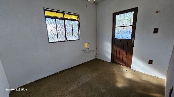 Casa em Porto Alegre, no bairro Tristeza, com 3 dormitório(s), e 3 banheiros, à venda.