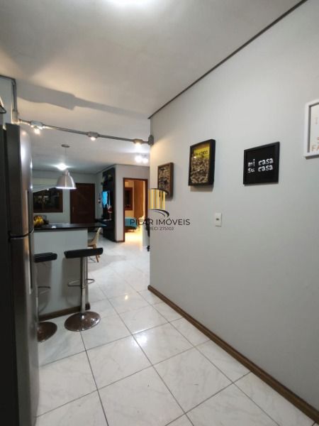 Casa 2 dormitórios no bairro Hípica