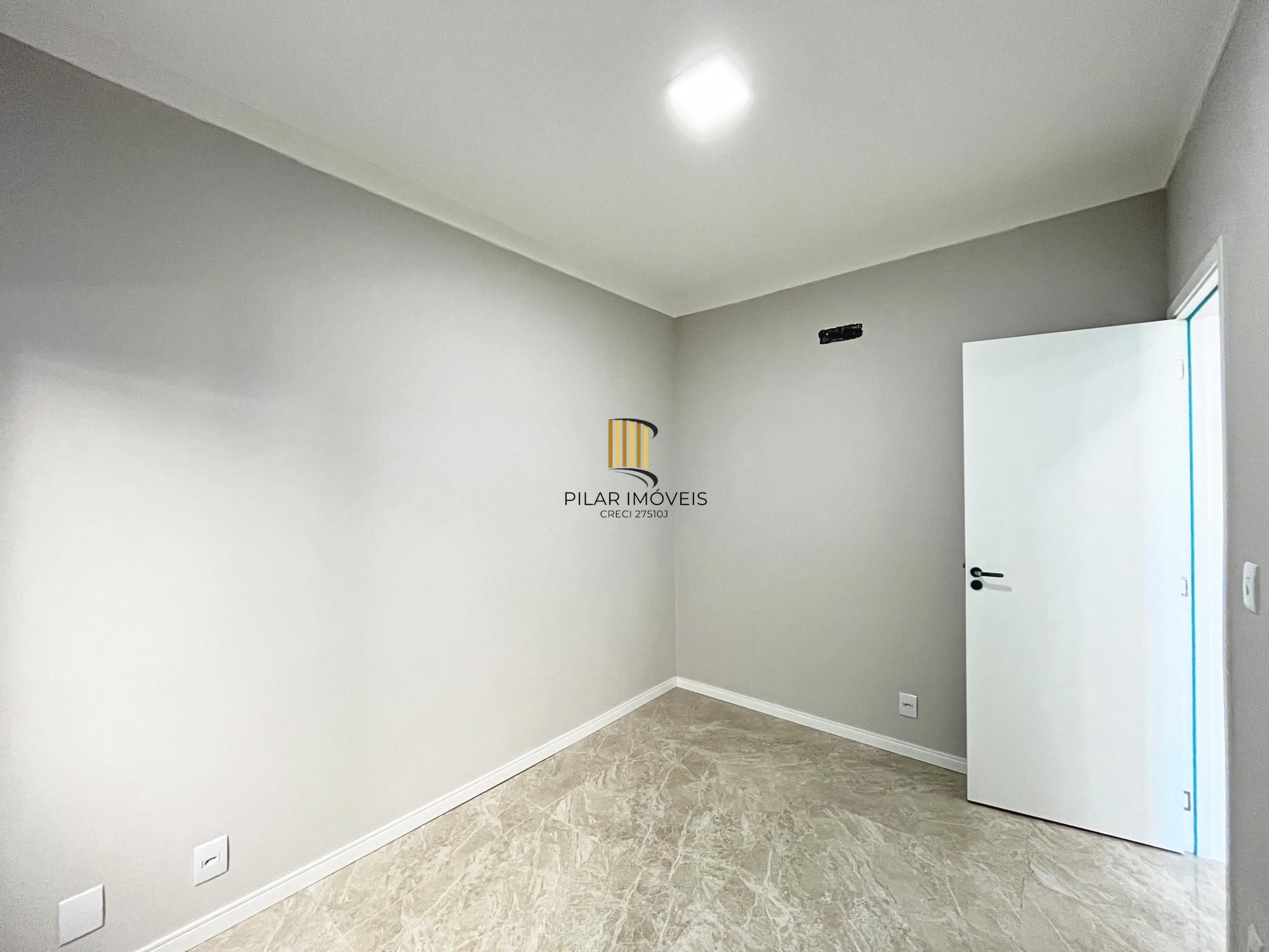 Casa Condominio em Porto Alegre, no bairro Hípica, com 3 dormitório(s), e 3 banheiros, à venda.