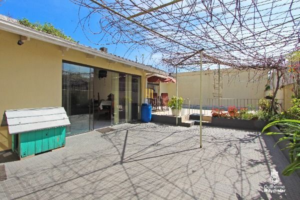 Casa para Venda - 229.6m², 3 dormitórios, sendo 1 suites, 4 vagas - Cavalhada