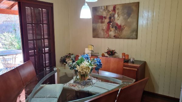 Casa para Venda - 120m², 2 dormitórios, 2 vagas - Cavalhada