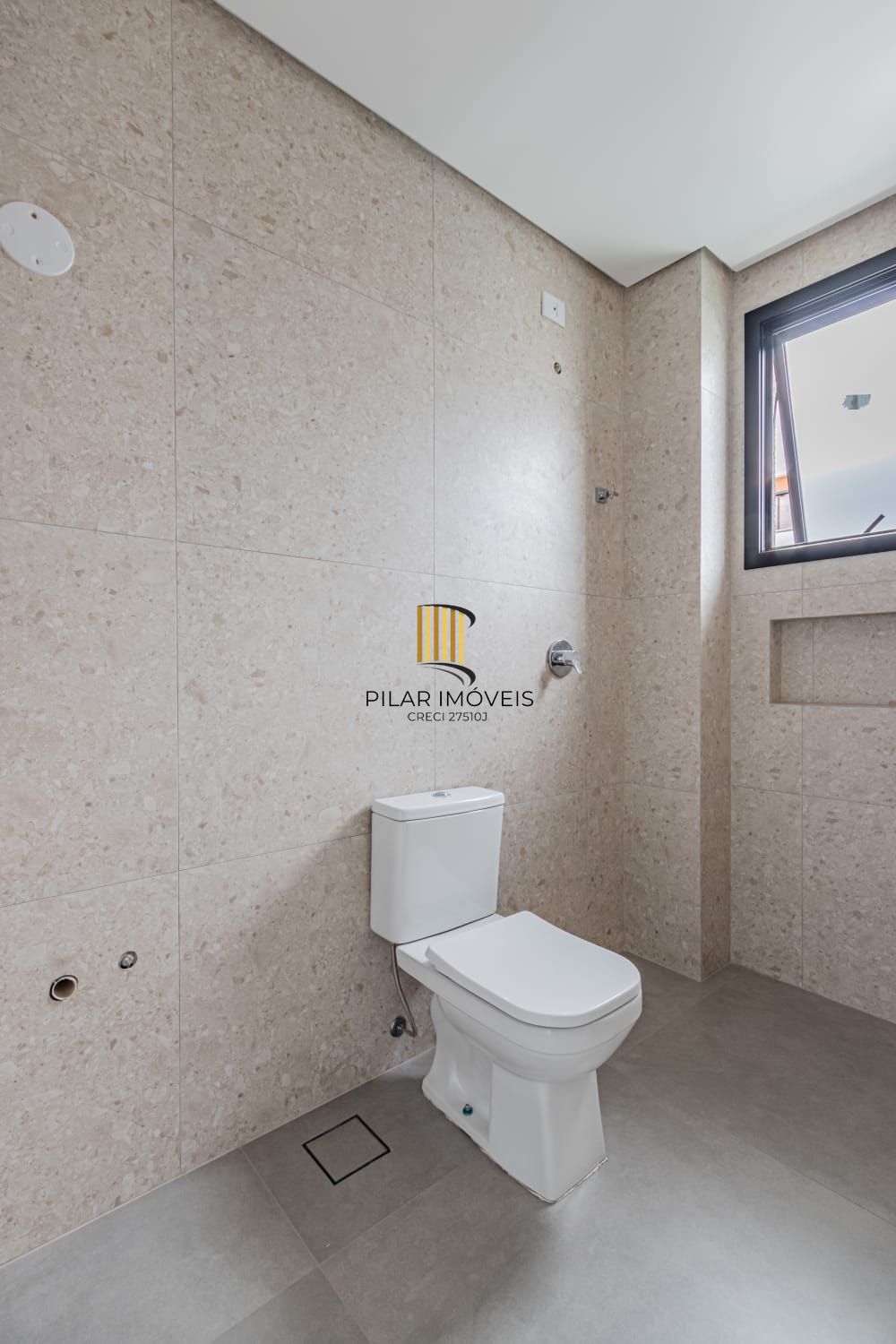 Sobrado  Condominio Amalffi com 03 suites - 180m² zona Sul de Porto Alegre