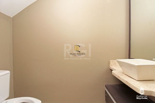 Casa Condominio para Venda - 254.32m², 3 dormitórios, sendo 3 suites, 2 vagas - Pedra Redonda