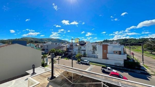 Casa em Porto Alegre, no bairro Hípica, com 2 dormitório(s), à venda.