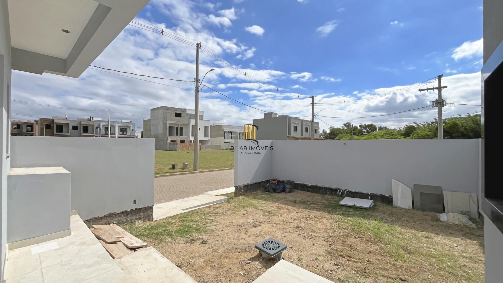 Casa Condominio em Porto Alegre, no bairro Campo Novo, com 3 dormitório(s), e 3 banheiros, à venda.