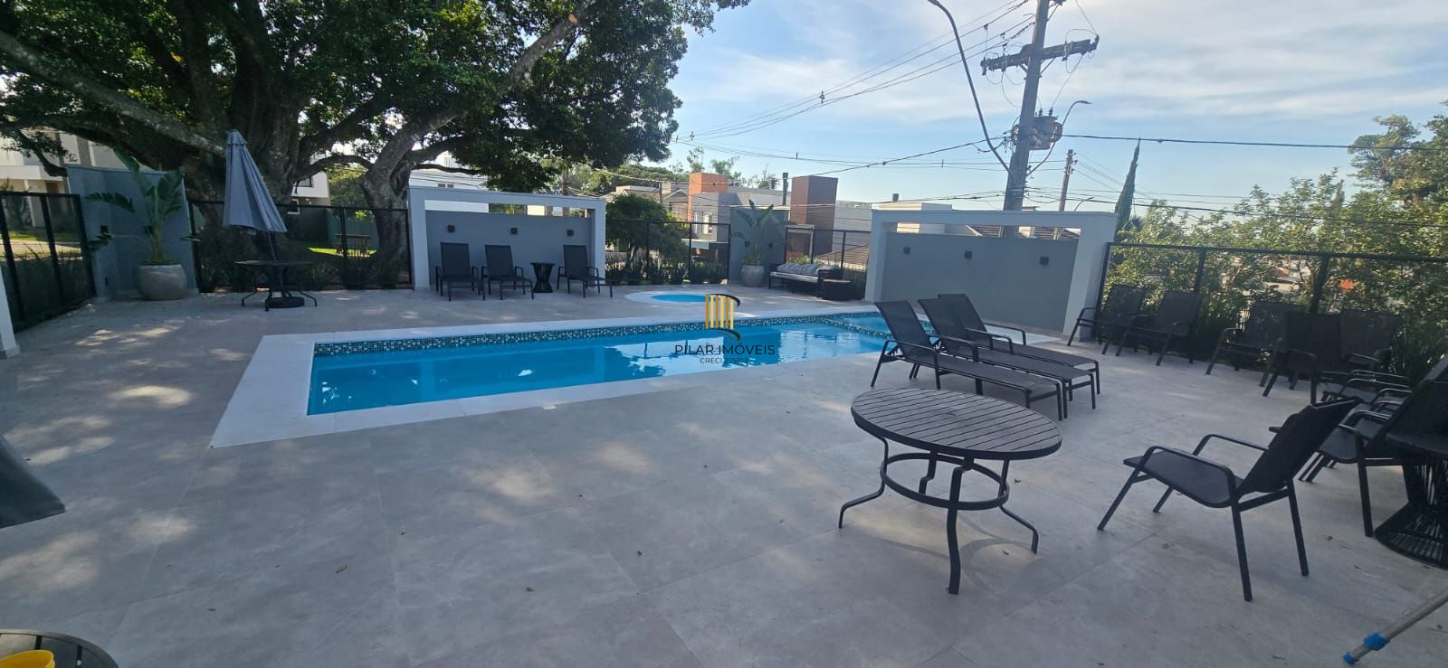 Casa Condominio para Venda - 283m², 4 dormitórios, sendo 3 suites, 3 vagas - Lagos De Nova Ipanema