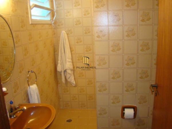 Casa para Venda - 181m², 3 dormitórios, sendo 1 suites, 2 vagas - Ipanema