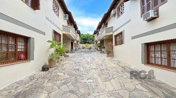 Casa de Condomínio 3 dormitórios no bairro Espírito Santo