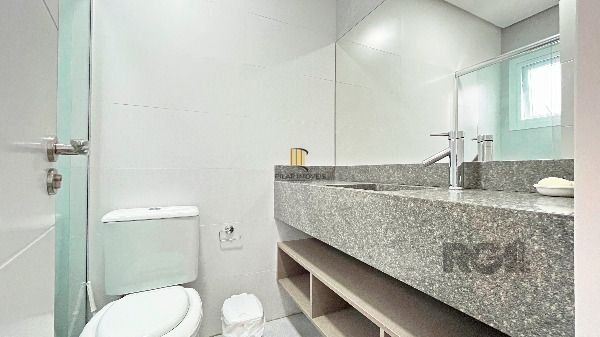 Casa Condominio em Porto Alegre, no bairro Hípica, com 3 dormitório(s), e 3 banheiros, à venda.