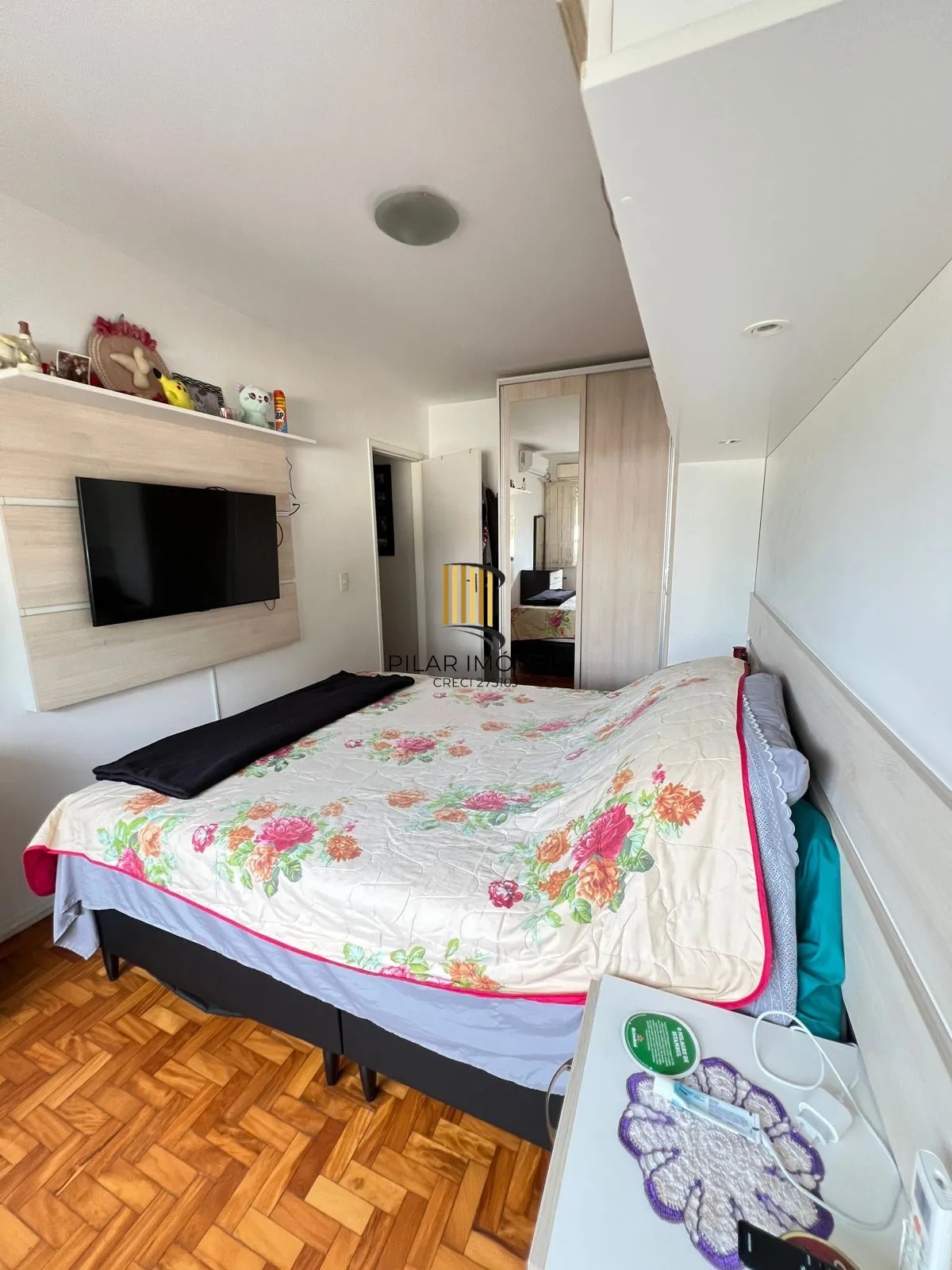 Apartamento de 2 dormitórios no bairro Cristal