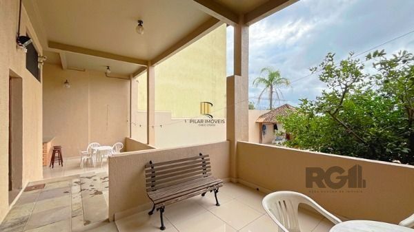 Casa 3 dormitórios no bairro Nonoai