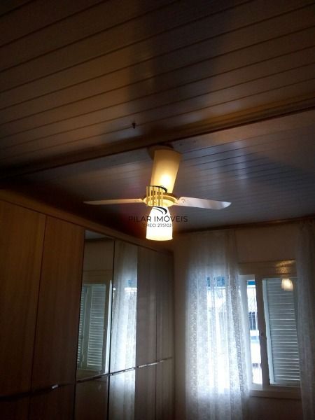 Casa para Venda - 92m², 3 dormitórios, 2 vagas - Restinga