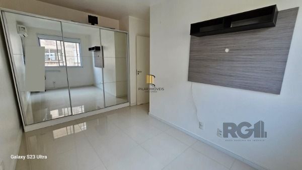 Apartamento em Porto Alegre, no bairro Cavalhada, com 2 dormitório(s), e 2 banheiros, à venda.
