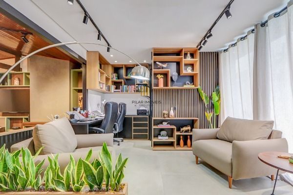 Casa em Porto Alegre, no bairro Tristeza, com 2 dormitório(s), e 2 banheiros, à venda. - Pilar Imóveis