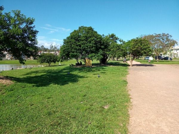 Terreno em Porto Alegre, no bairro Hípica, à venda.