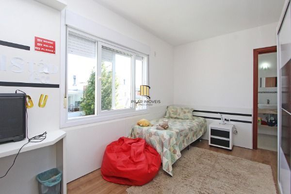 Casa para Venda - 236m², 5 dormitórios, sendo 4 suites, 2 vagas - Lagos De Nova Ipanema