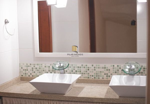 Casa Condominio para Venda - 150m², 3 dormitórios, sendo 1 suites, 2 vagas - Belém Novo