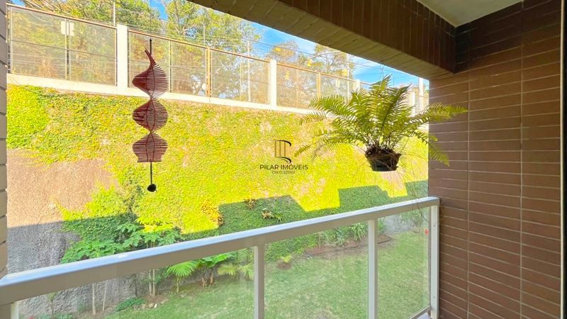 Casa de Condomínio 4 dormitórios no bairro Praia de Belas