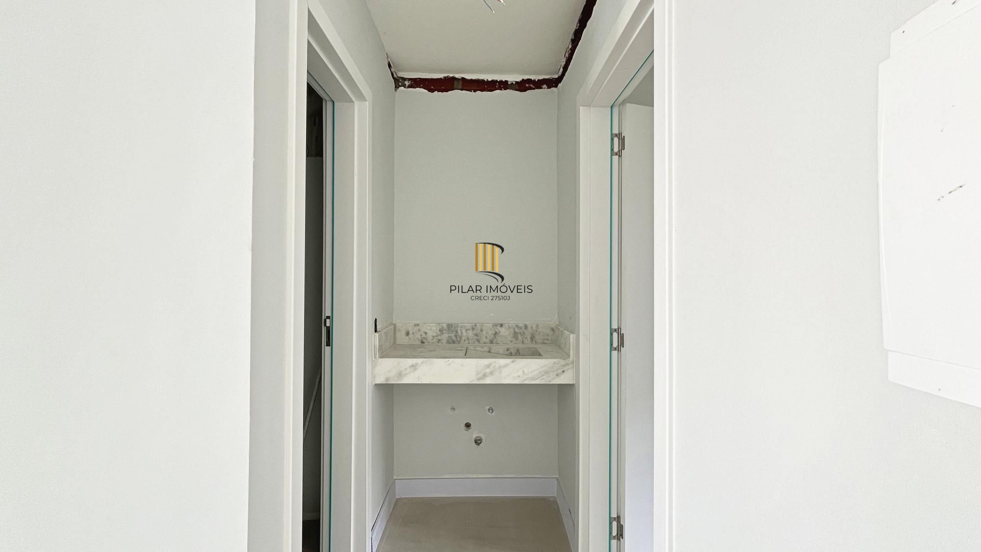 No condomínio Villa Amalfi