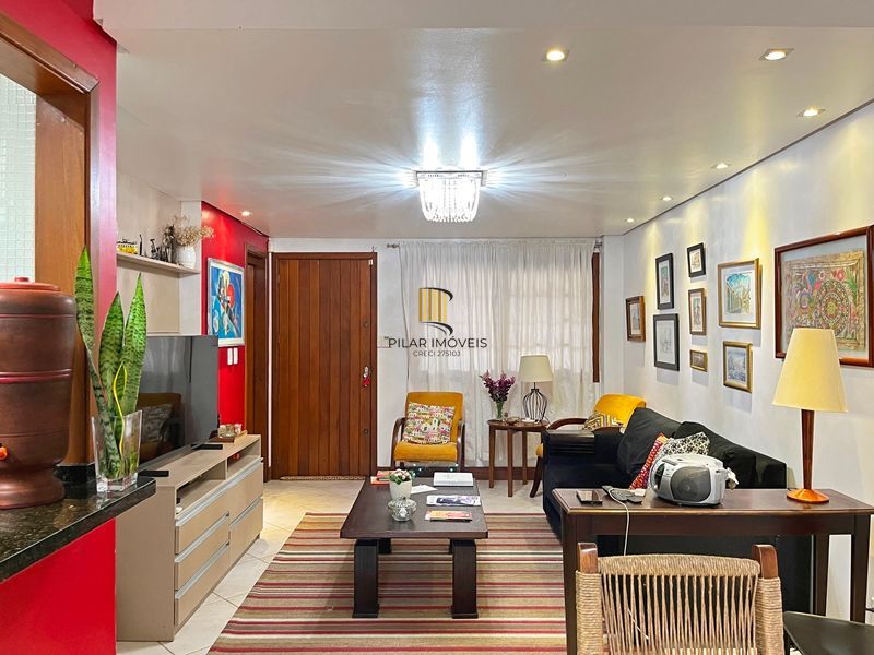 Casa 3 dormitórios no bairro Ipanema