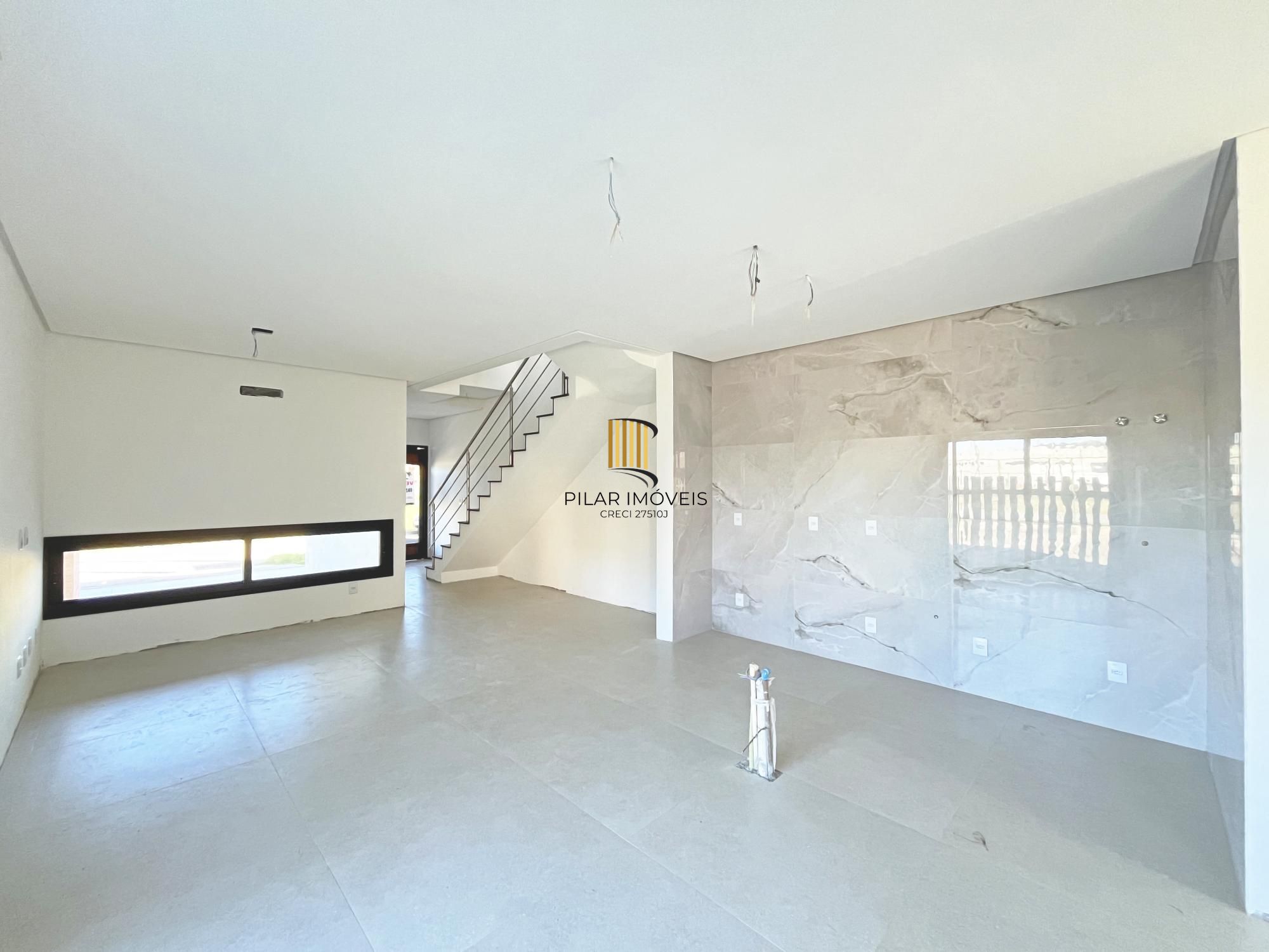 Casa em Porto Alegre, no bairro Hípica, com 3 dormitório(s), e 3 banheiros, à venda.