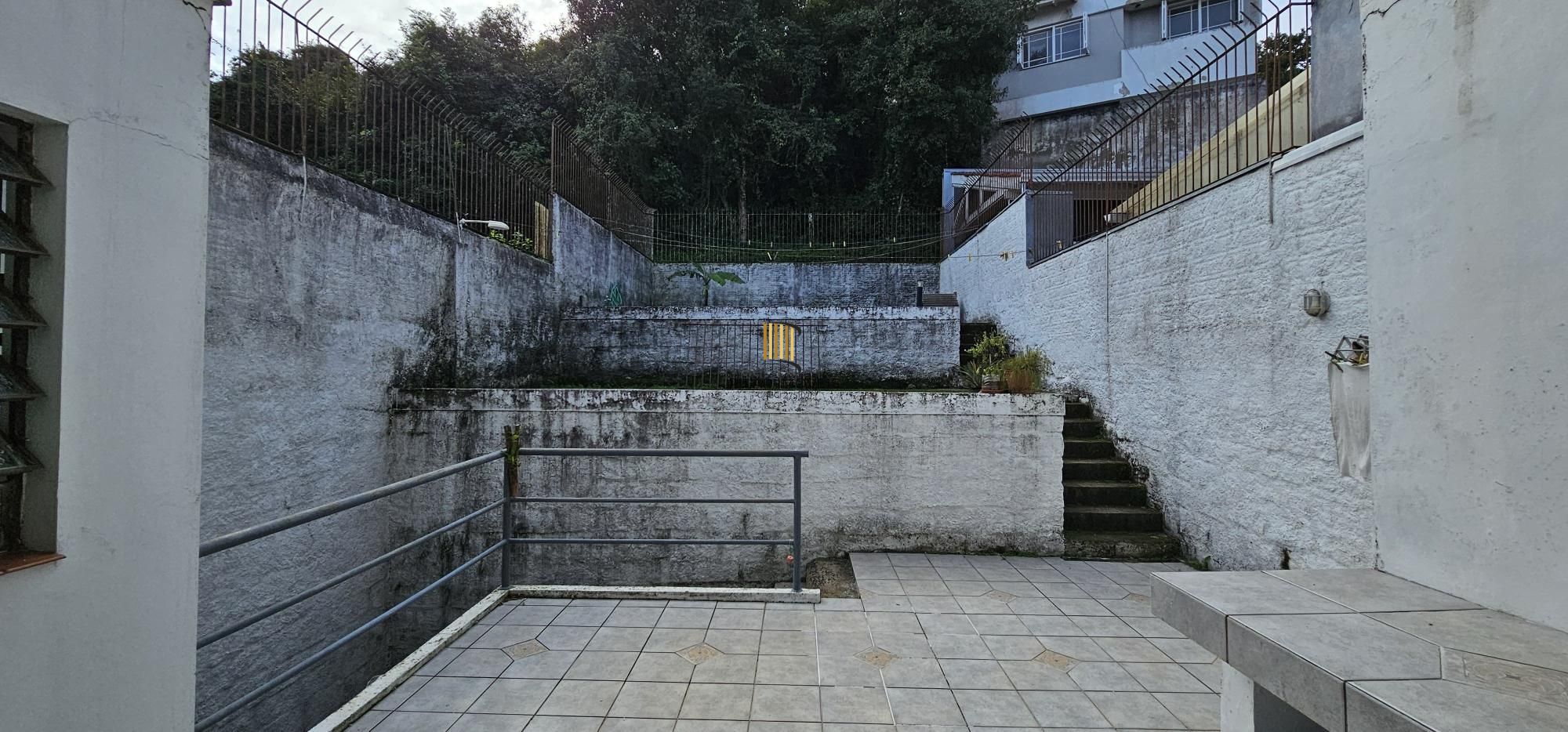 Linda casa a venda no Bairro Jardim Isabel com 4 dormitórios