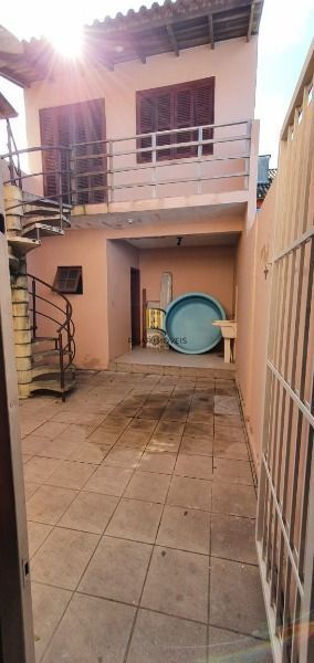 Casa para Venda - 61.5m², 3 dormitórios, Nova Ipanema