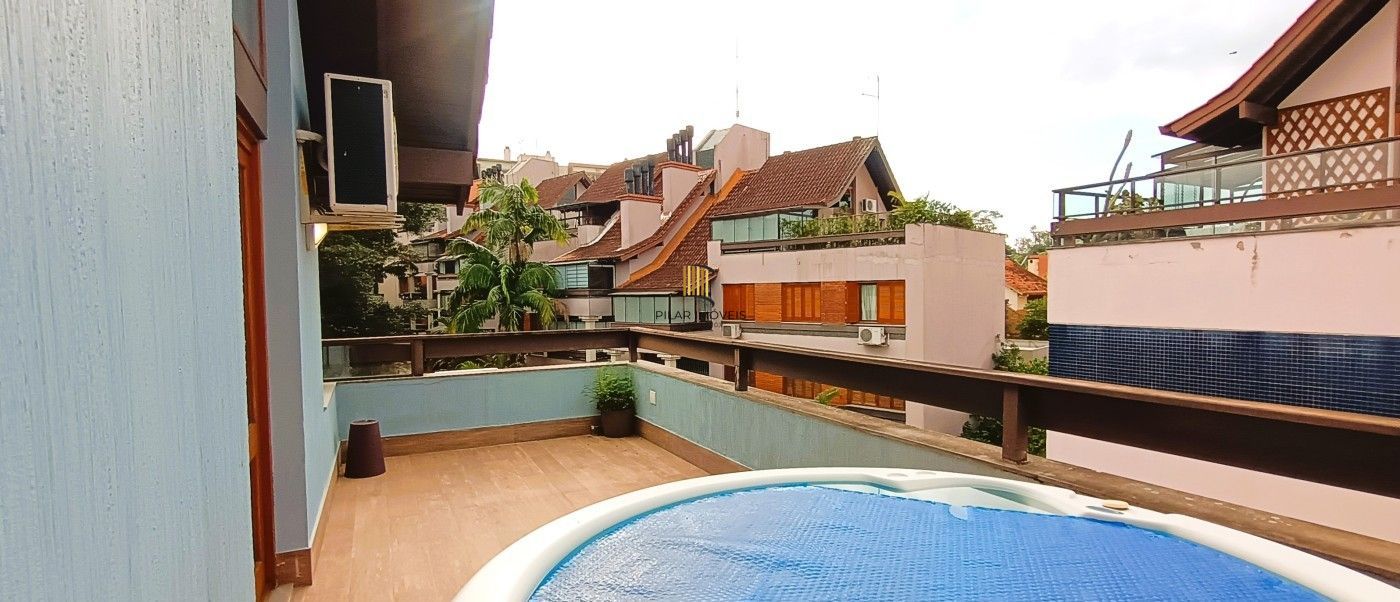 Linda cobertura, 3 quartos, 1 suíte, infra completa no bairro Ipanema, com ofurô.