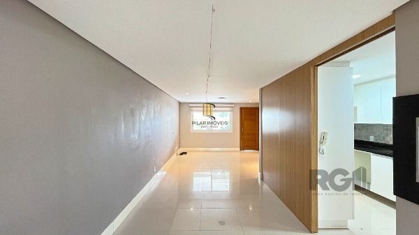 Casa de Condomínio 4 dormitórios no bairro Tristeza
