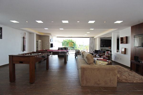 Casa para Venda - 400m², 4 dormitórios, sendo 2 suites, 4 vagas - Guarujá
