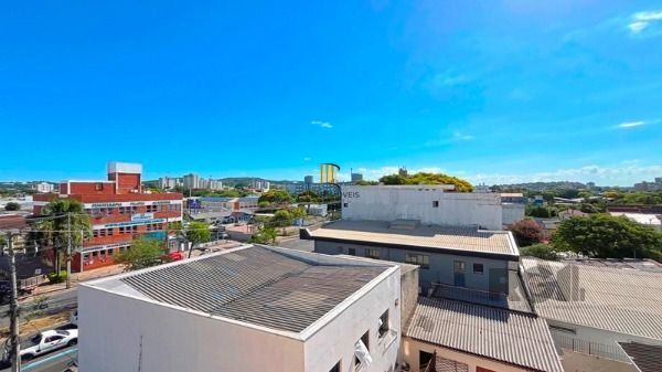 Apartamento 3 dormitórios no bairro Cavalhada