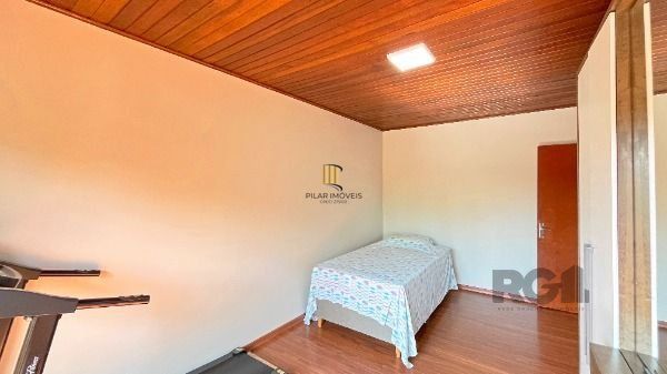 Casa 3 dormitórios no bairro Hípica