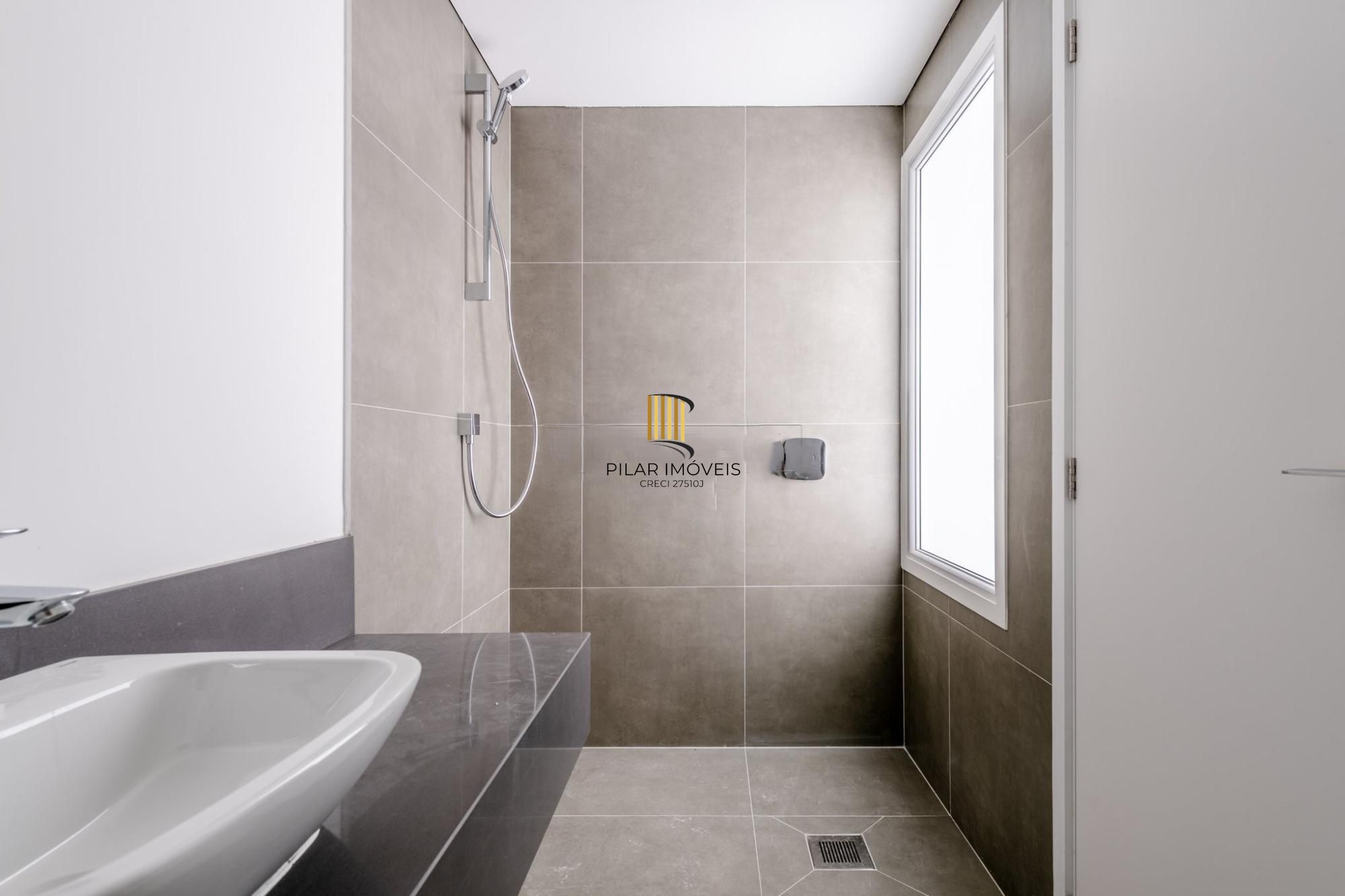 Belíssimo apartamento com projeto diferenciado e vista deslumbrante para o pôr do sol do Guaíba.