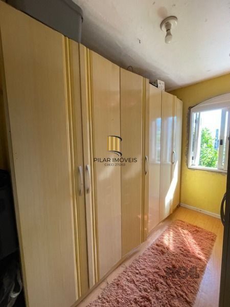 Casa em Porto Alegre, no bairro Vila Nova, com 3 dormitório(s), e 3 banheiros, à venda.