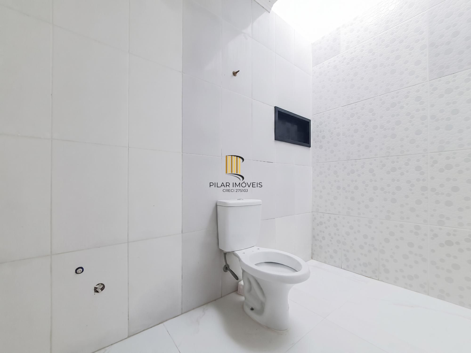 Casa de Condomínio 2 dormitórios no bairro Belém Novo