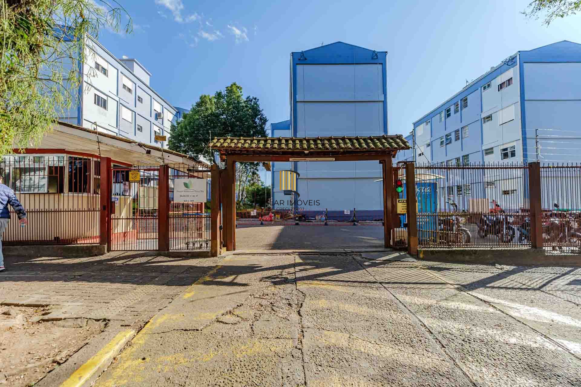 Apartamento com 2 dormitórios no Bairro Camaquã.