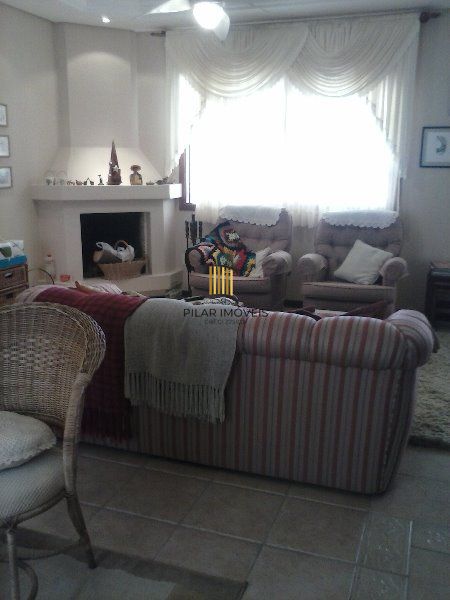 Casa Condominio para Venda - 239.71m², 3 dormitórios, sendo 1 suites, 2 vagas - Cavalhada