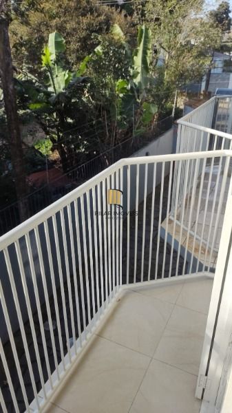 Casa Condominio em Porto Alegre, no bairro Tristeza, com 3 dormitório(s), e 3 banheiros, à venda.