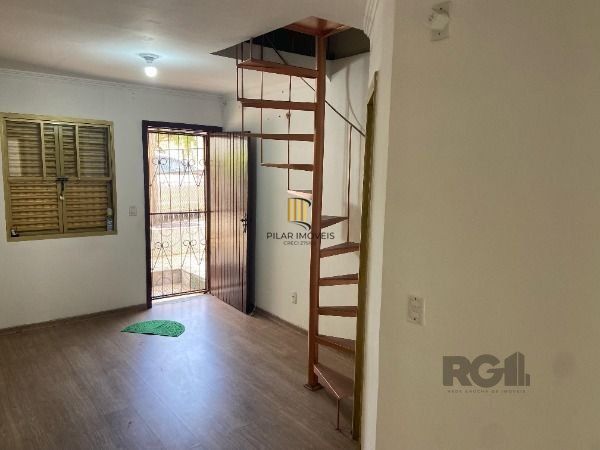 Casa de Condomínio 2 dormitórios no bairro Cavalhada