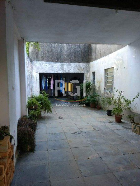 Casa para Venda - 150m², 3 dormitórios, 2 vagas - Hípica