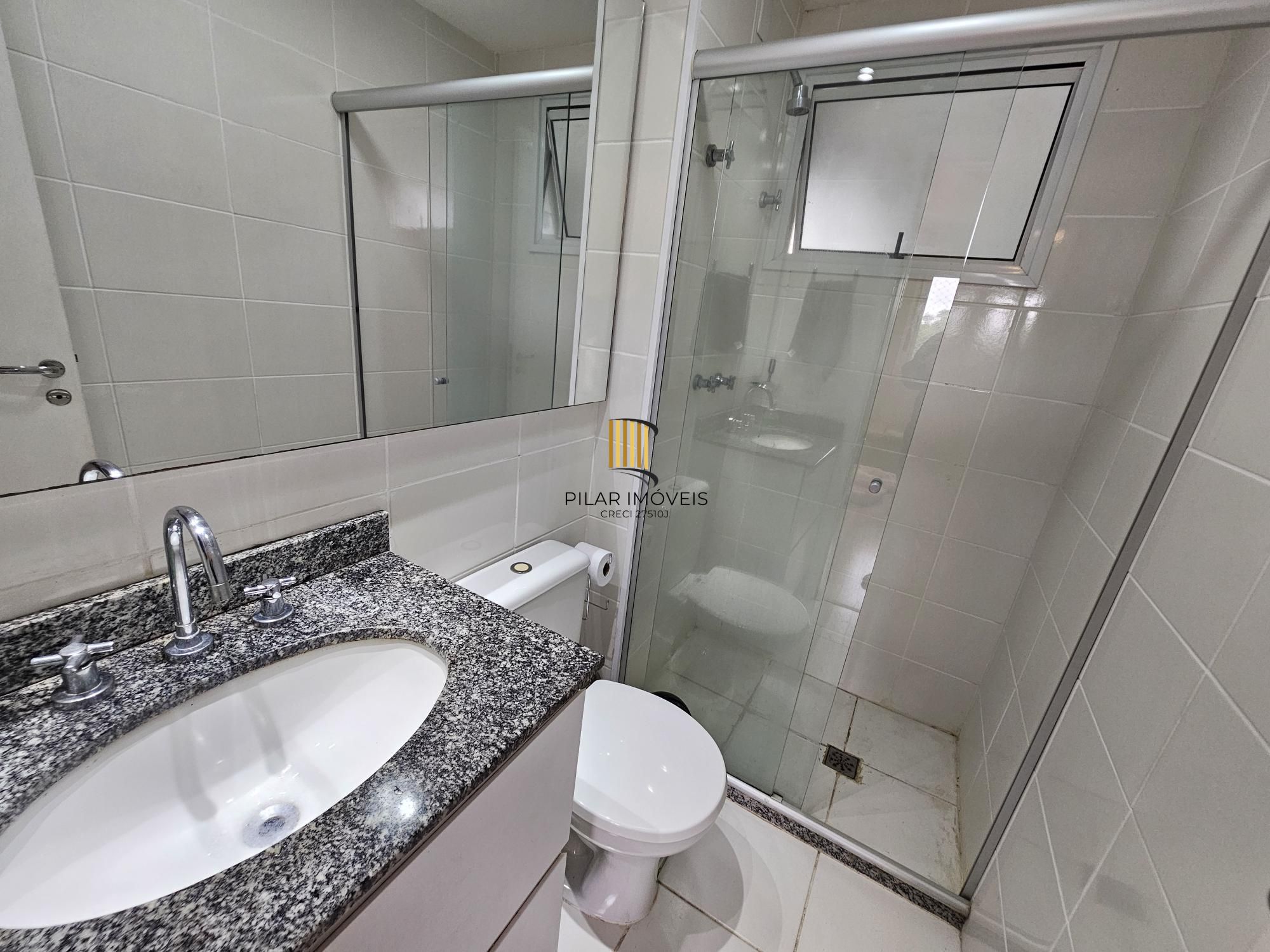 Lindo apartamento 2 dorm com suite e churrasqueira no bairro Cristal!