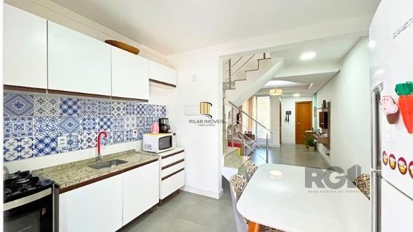 Casa em Porto Alegre, no bairro Hípica, com 2 dormitório(s), à venda.