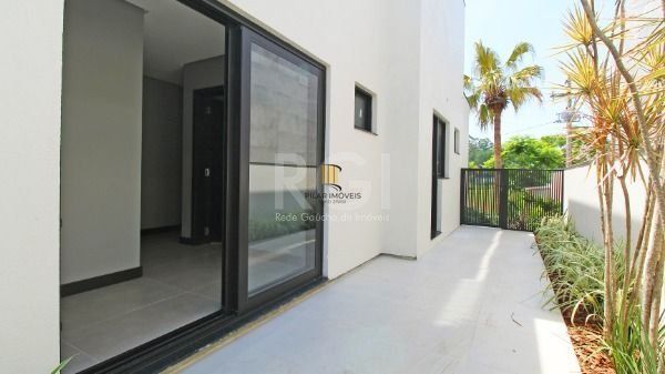 Casa Condominio para Venda - 300.29m², 4 dormitórios, sendo 4 suites, 2 vagas - Alphaville