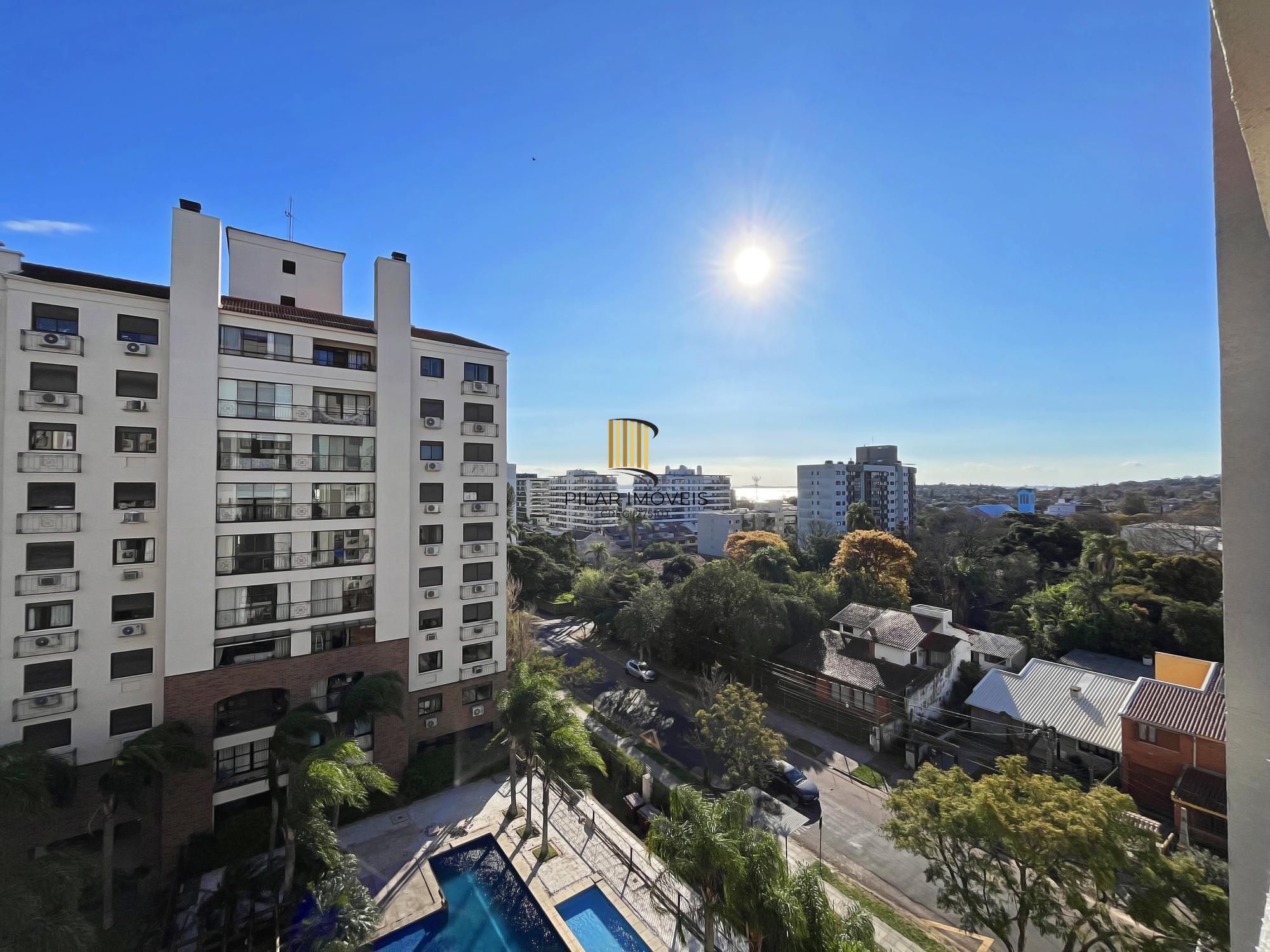 Excelente apartamento com 3 dormitório com 1 suíte á venda no bairro Tristeza.