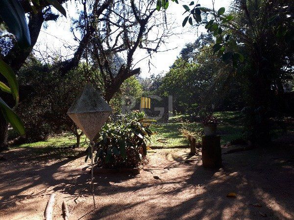 Sítio para Venda - 150m², 3 dormitórios, Belém Novo