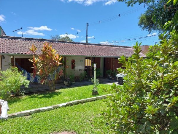 Casa em Porto Alegre, no bairro Belém Novo, com 4 dormitório(s), e 4 banheiros, à venda. - Pilar Imóveis