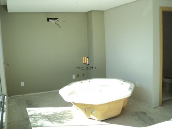 Casa para Venda - 160m², 3 dormitórios, sendo 1 suites, 2 vagas - Lagos De Nova Ipanema