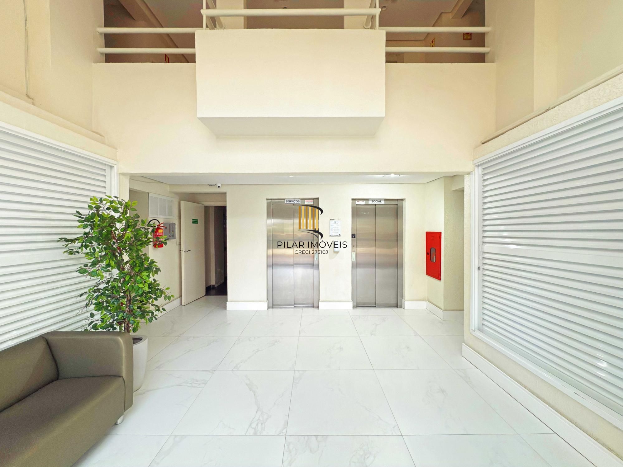 Apartamento Semimobiliado com Vista Panorâmica